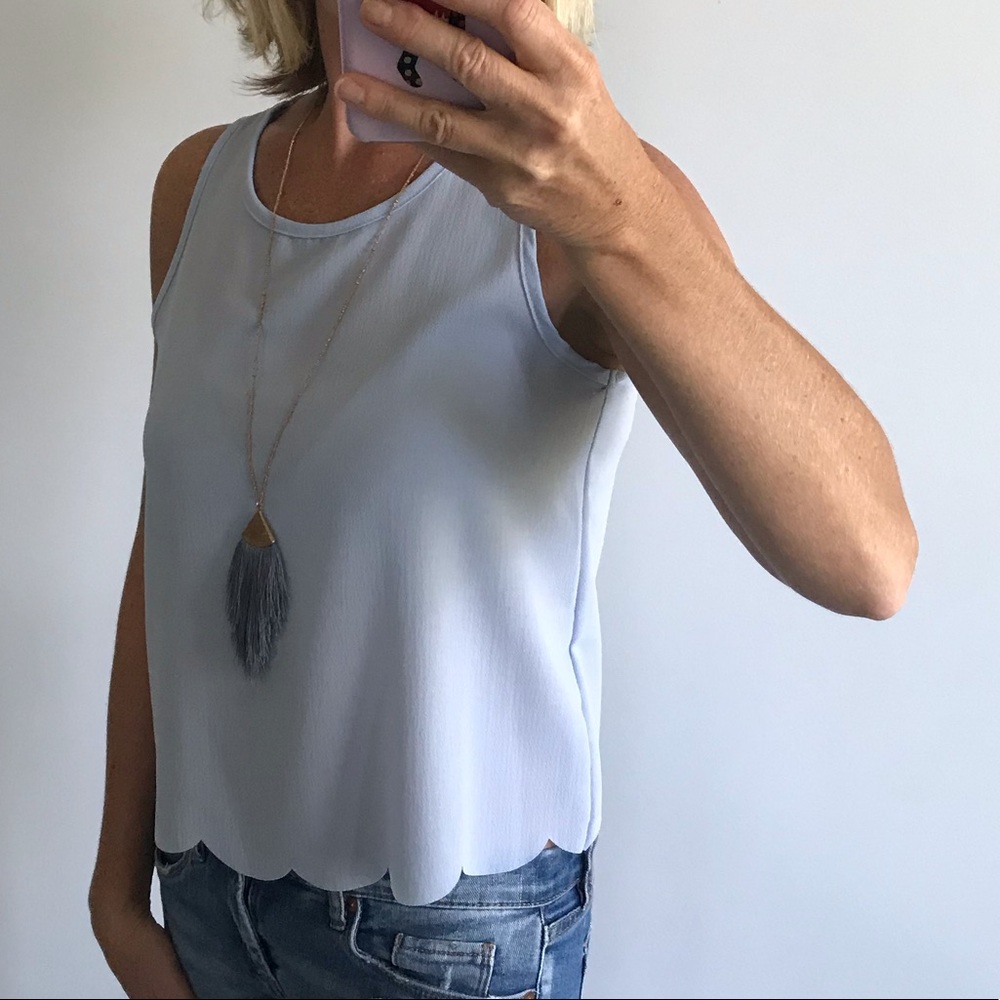 Blue Scallop Hem Tank - Picture 4 of 6